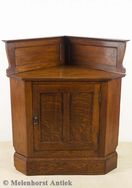 Eckschrank