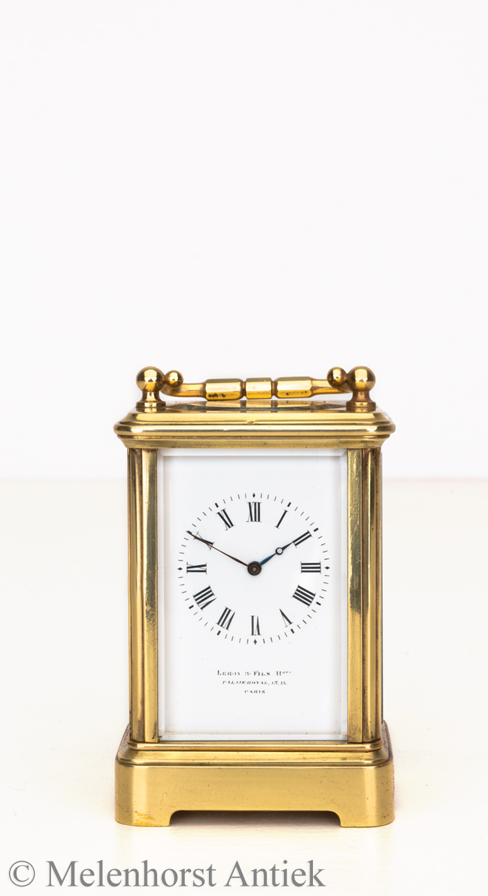 Miniatur Reiseuhr mit Etui